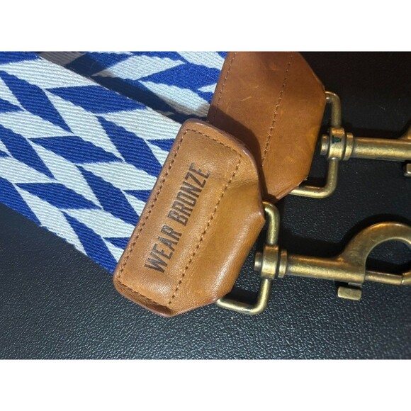WEAR BRONZE Bag Strap Woven WHITE BLUE GEOMETRIC PATTERN LETHER ACCENTS - Picture 2 of 7